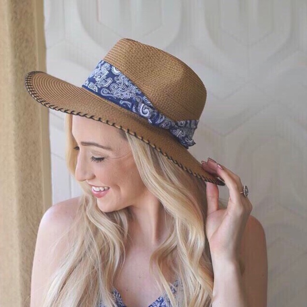 Straw Hat Sooo Cute!
